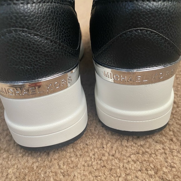 MICHAEL MICHAEL KORS SOCK SNEAKERS LOGO Kids - Picture 7 of 14